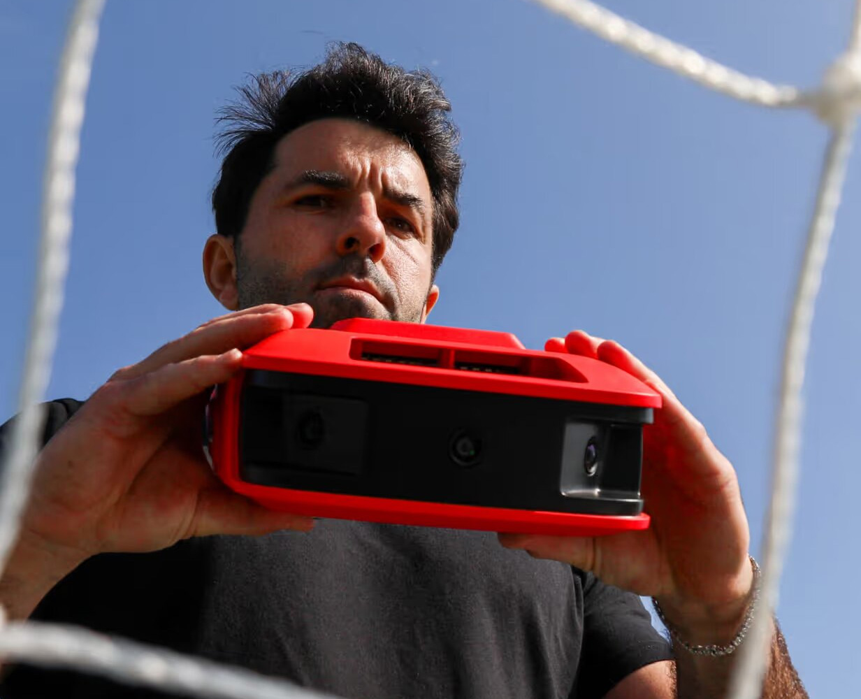 Sharing Soccer: Live Streaming Platform that Intelligently Identifies & Captures the Action 2 reeplayer ai camera system