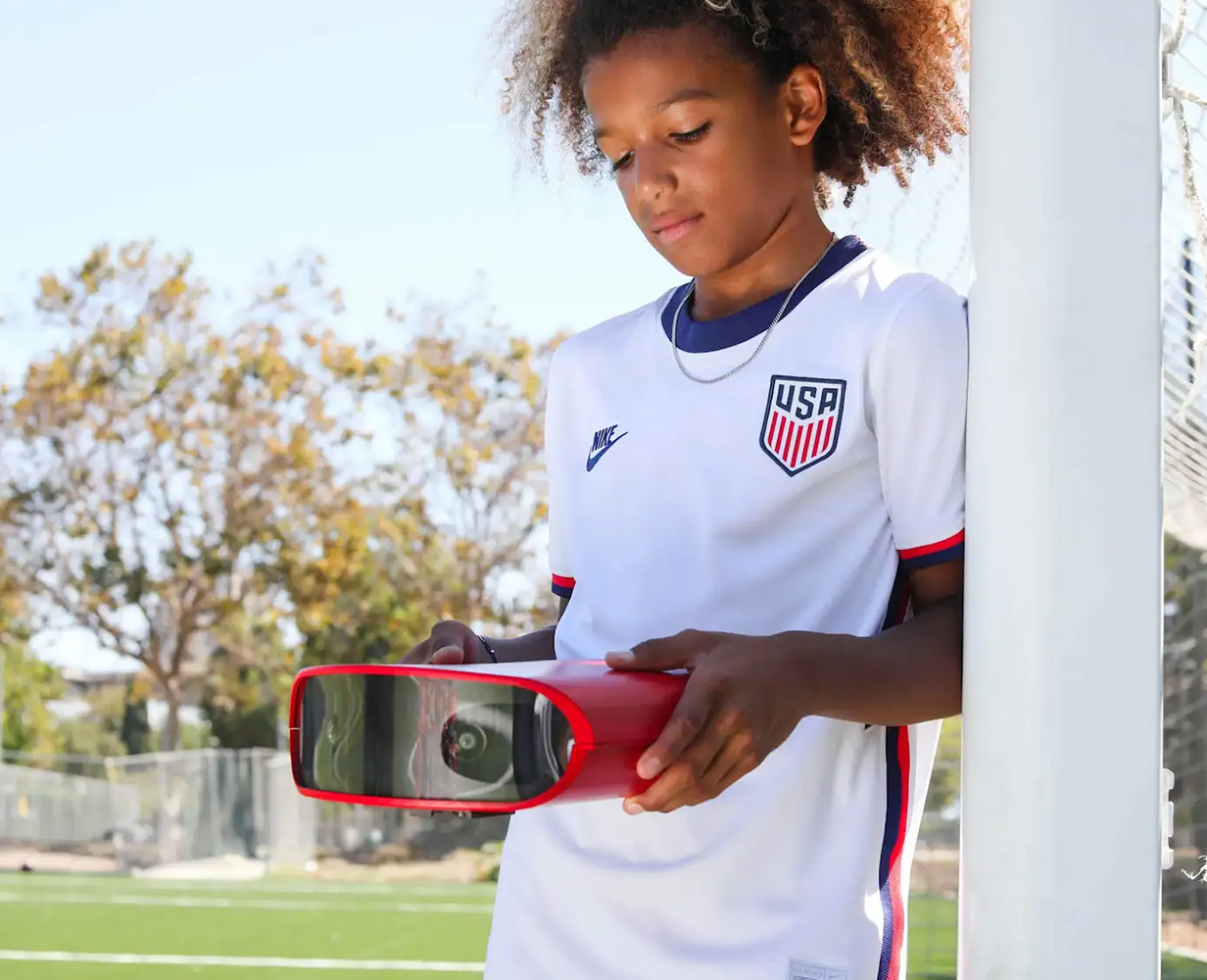 Sharing Soccer: Live Streaming Platform that Intelligently Identifies & Captures the Action 3 reeplayer main